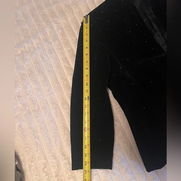 Vintage Billina Velvet Blazer - Picture 6 of 6